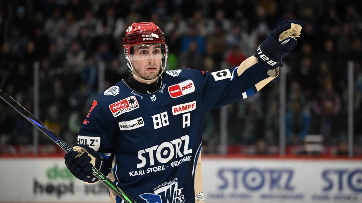 Kyle Platzer Schwenninger Wild Wings Schwenninger Wild Wings gegen Koelner Haie, DEL, PlayOff Viertelfinale, Spiel 1, Saison 2025/2026, 20260325 Schwenninger Wild Wings gegen Koelner Haie, DEL, PlayOff Viertelfinale, Spiel 1, Saison 2025/2026, 20260325 Schwenningen *** Kyle Platzer Schwenninger Wild Wings Schwenninger Wild Wings vs Koelner Haie, DEL, PlayOff quarterfinals, game 1, 2025 2026 season, 20260325 Schwenninger Wild Wings vs Koelner Haie, DEL, PlayOff quarterfinals, game 1, 2025 2026 season, 20260325 Schwenningen Copyright: xEibner-Pressefoto/SvenxLaeglerx EP_SVL