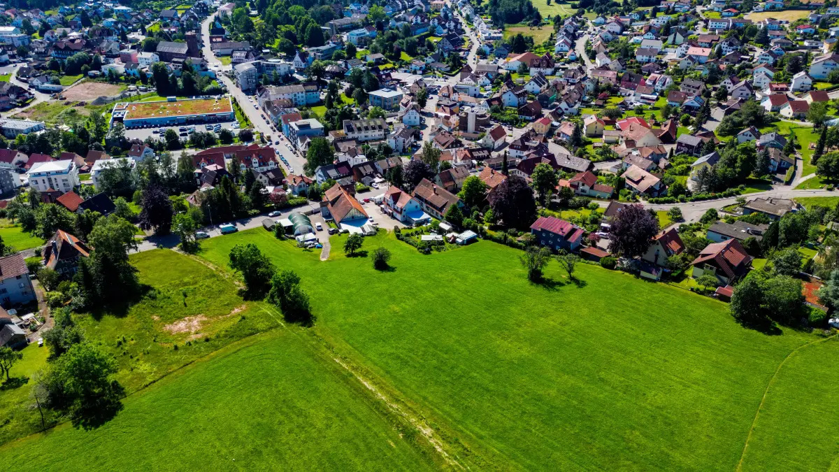 In den Hausäckern in Schömberg soll ein neues Baugebiet entstehen.