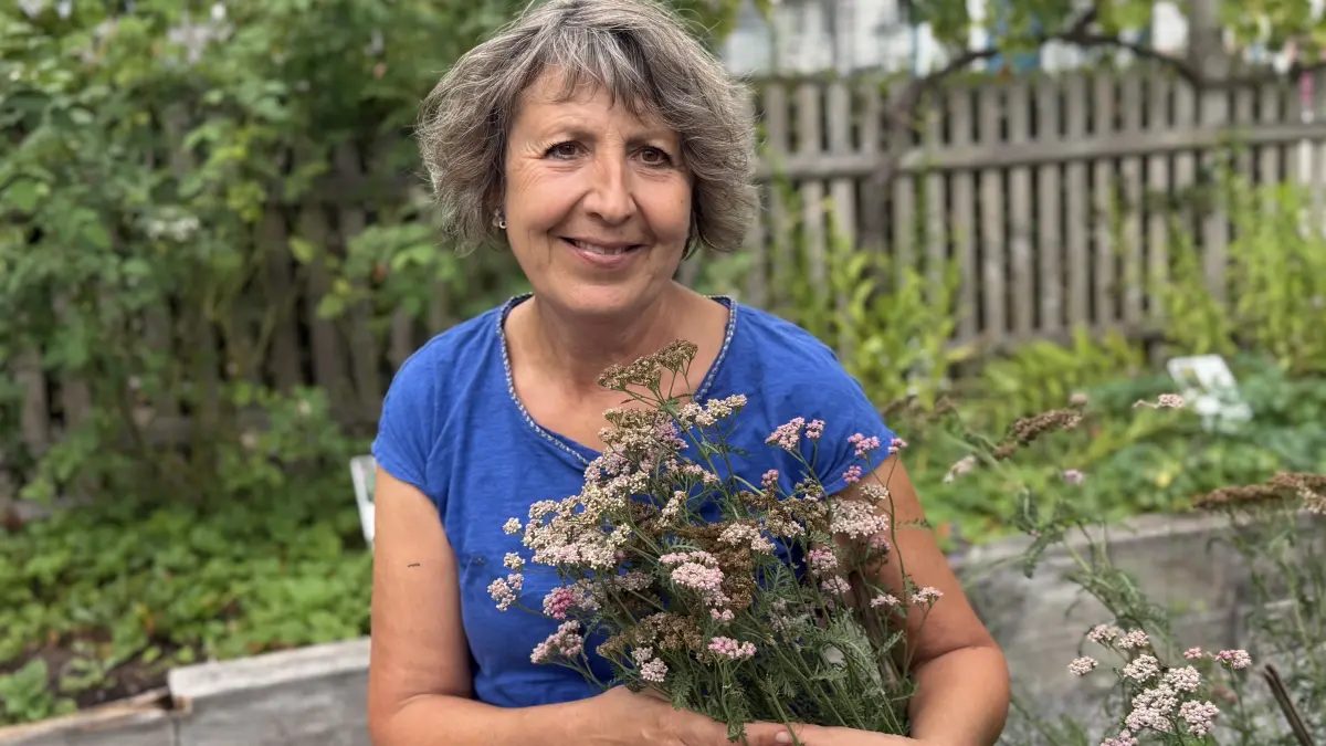 Kräuterexpertin Nicole Windus ist ein gern gesehener Gast bei den Workshops im Klostergarten