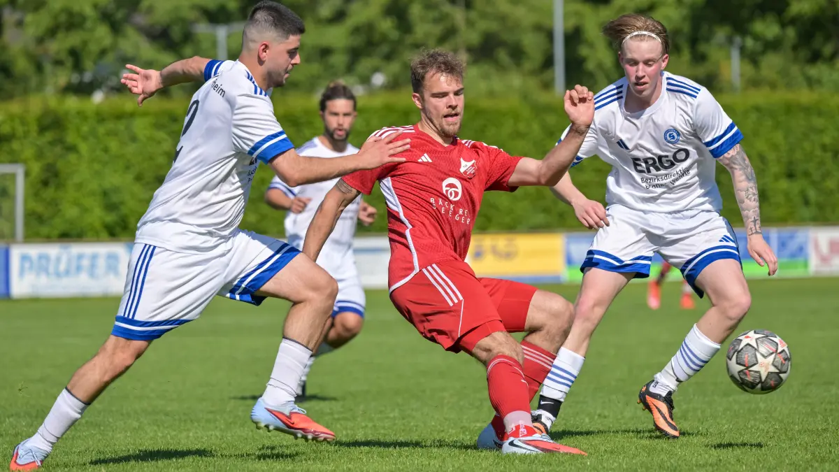 Serkan Korkmaz (SV Schopfheim, #02), Samuel Spada (SV Schopfheim, #05)