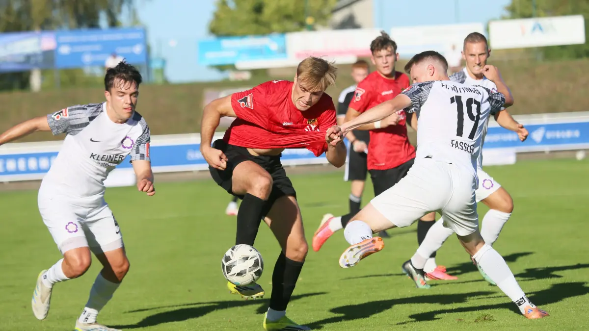 Tim Steinhilber machte gegen den FC Nöttingen ein super Spiel.