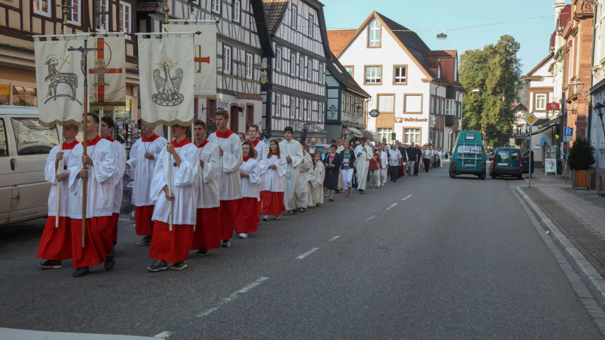 Alljährlich treffen sich die Talgemeinden zur Gelöbniswallfahrt.