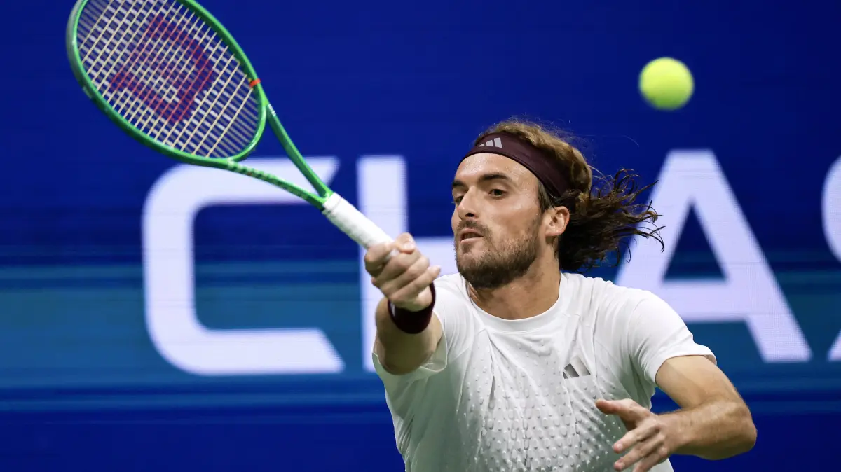 US Open tennis tournament - Day 8: US Open tennis tournament - Day 8 Stefanos Tsitsipas of Greece in action against Ben Shelton of the USA during the Men s Singles fourth round of the US Open Tennis Championships in Flushing Meadows, New York, USA, 06 September 2026. FLUSHING MEADOWS NEW YORK United States PUBLICATIONxINxGERxAUTxINDxONLY Copyright: xCRISTOBALxHERRERA-ULASHKEVICHx
