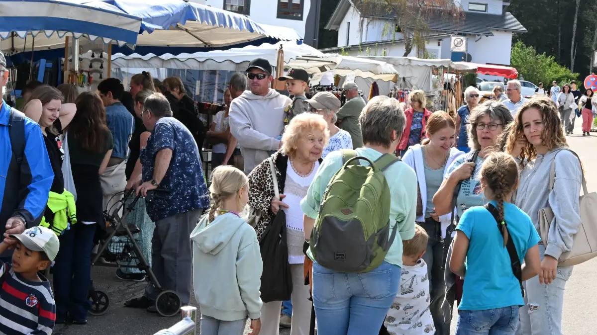 Der Heiligenbronner Zwetschgenmarkt zog zahlreiche Besucher an.