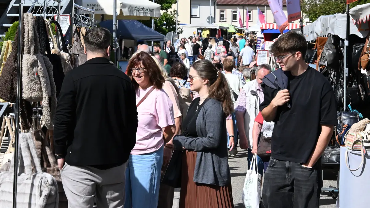 Der Heiligenbronner Zwetschgenmarkt zog zahlreiche Besucher an.