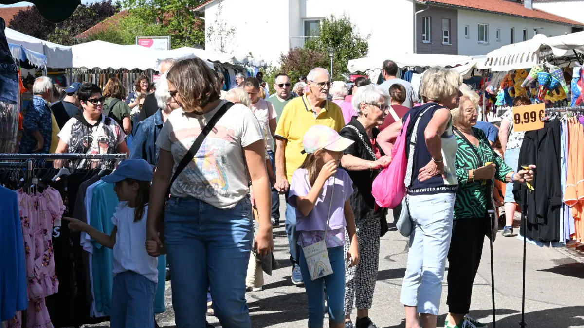 Der Heiligenbronner Zwetschgenmarkt zog zahlreiche Besucher an.