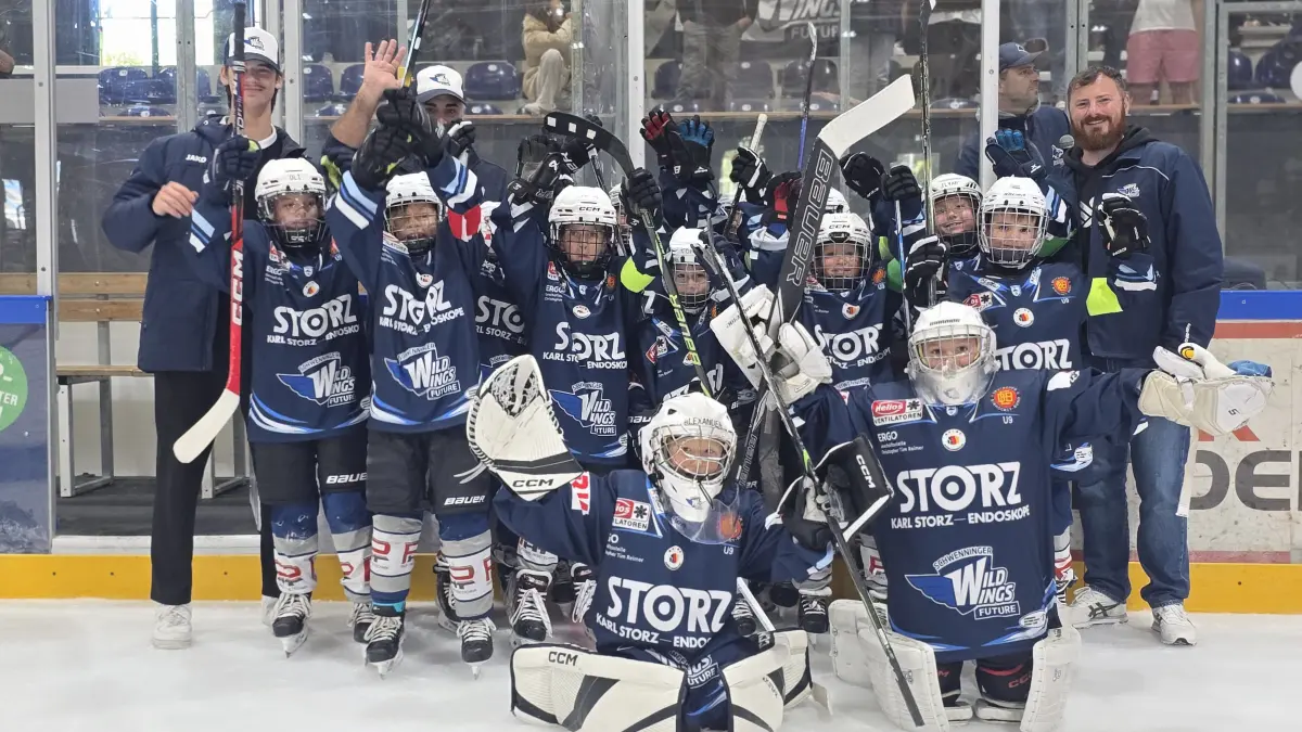 Die U9 der Schwenninger Wild Wings startete beim Isar Cup in Geretsried in die neue Saison.