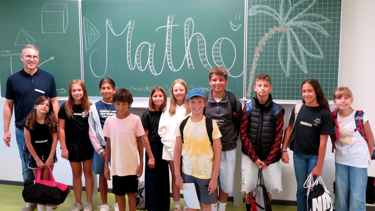 Fürs neue Schuljahr pauken und trotzdem die Ferienstimmung aufrechterhalten? In der Sommerschule kein Problem.