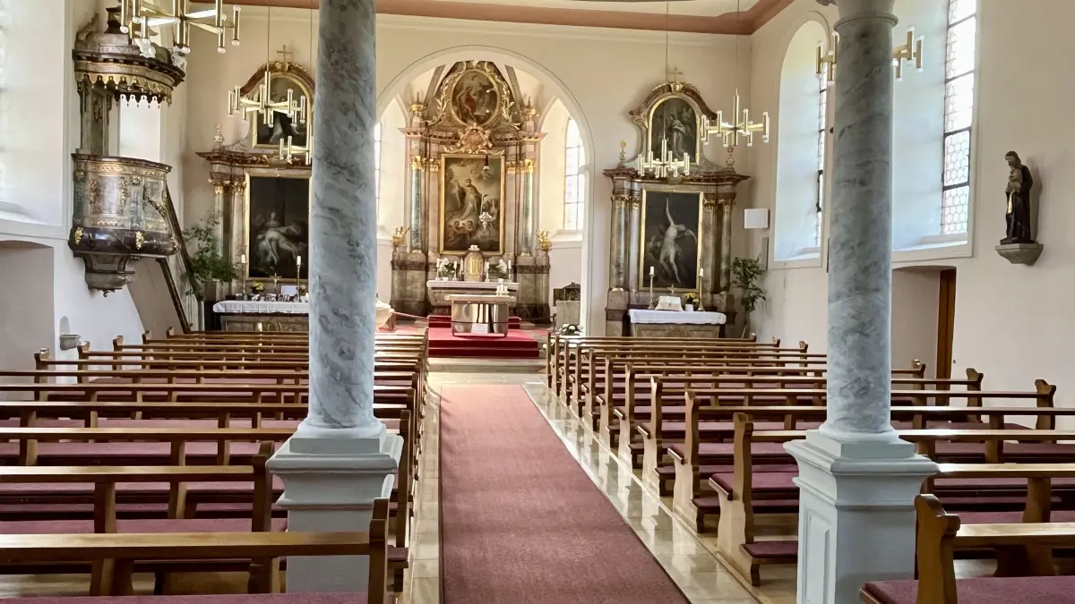 In der Kirche St. Leodegar in Bad Bellingen findet ein Konzert im Rahmen des "Markgräfler Musikherbst" statt.
