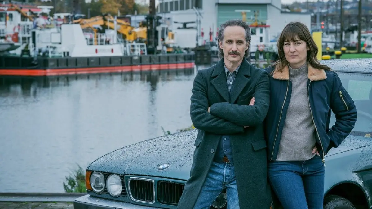Michael Ostrowski und Marie Leuenberger