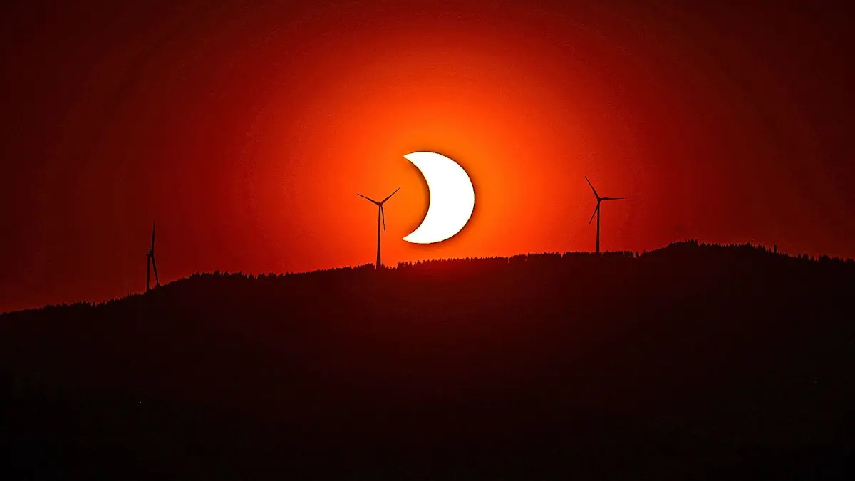 Dank des prächtigen Sonnenwetters, war am 12. August die partielle Sonnenfinsternis für viele Bewohner und Gäste des Schwarzwaldes ein echter Höhepunkt.