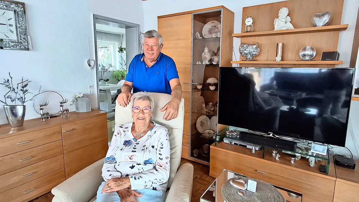 Regina Mang ist kaum noch mobil und würde gerne mit ihrem Lebenspartner Lothar Großmann in der Schwenninger Wohnung bleiben.