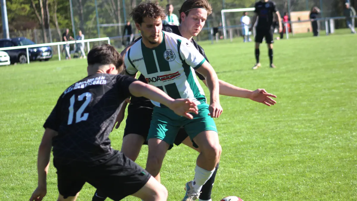 Die SG Riedöschingen/Hondingen (grünes Trikot) ist noch ohne Punktverlust in der Bezirksliga.