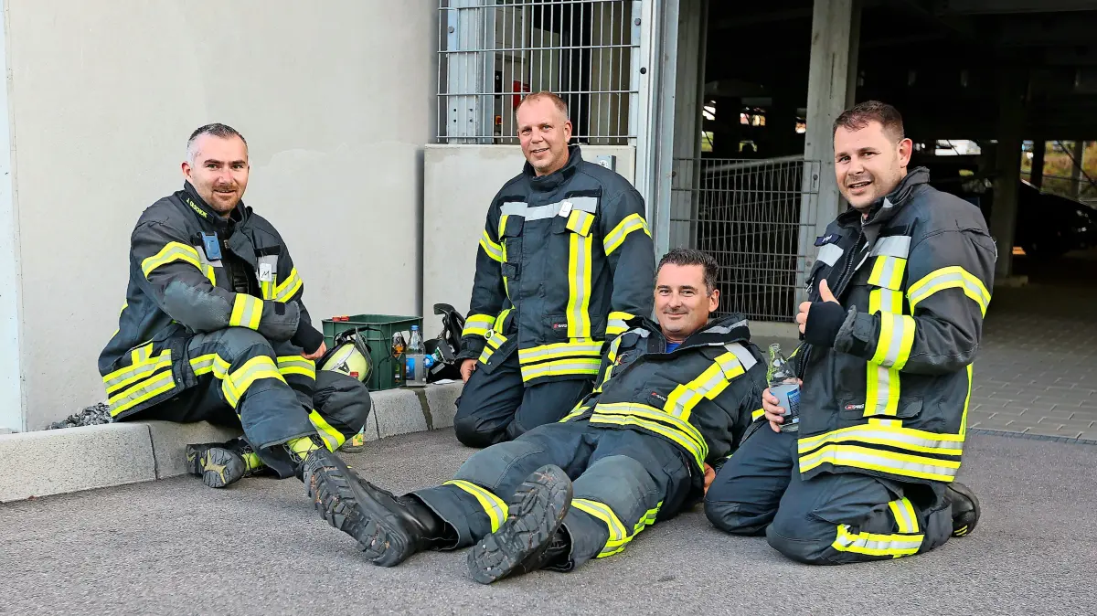 Sie sind komplett ausgepumpt nach dem vorletzten Training: (von links) Julian Olschok, Thomas Williard, Markus Hielscher und Denis Reich.