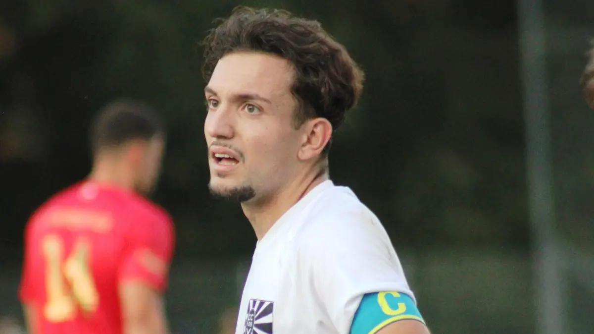 08-II-Kapitän Dean Savic steuerte zum Höhenflug schon zwei Treffer bei.