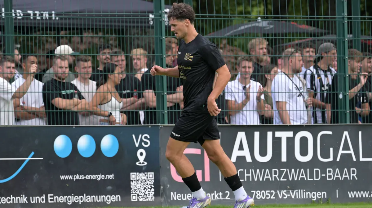 jubeln ueber das Tor zum 1:0 von Dominik Emminger FC 08 Villingen, 09 FC 08 Villingen vs. Delay Sports Berlin , Fussball, Vorbereitung, Testspiel, Saison 2026/2027, 25.07.2026 FC 08 Villingen vs. Delay Sports Berlin , Fussball, Vorbereitung, Testspiel, Saison 2026/2027, 25.07.2026 Villingen *** Cheering for Dominik Emminger s 1-0 goal, FC 08 Villingen, July 9, FC 08 Villingen vs. Delay Sports Berlin, Soccer, Preseason, Friendly Match, 20262027 Season, July 25, 2026, FC 08 Villingen vs. Delay Sports Berlin, soccer, preseason, friendly match, 20262027 season, July 25, 2026, Villingen Copyright: xEibner-Pressefotox EP_TBR