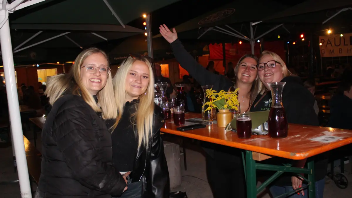 Die Besucher sind bester Stimmung.