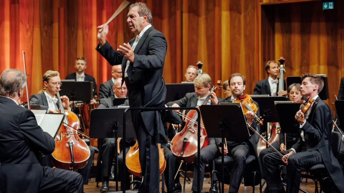 Auf ihrer aktuellen Tournee gastierte die Sächische Staatskapelle unter Chefdirigent Daniele Gatti auch im Carmen Würth Forum in Künzelsau.