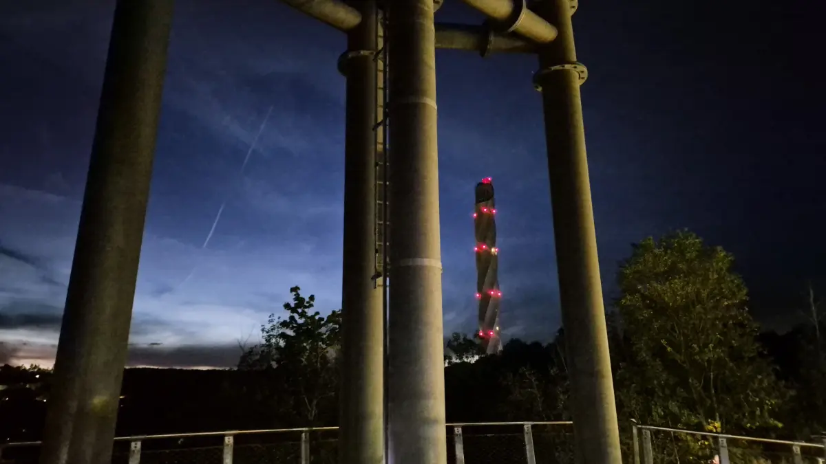 Hängebrücke Neckarline in Rottweil bei Nacht