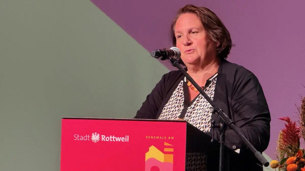 Ministerin Theresa Schopper lobte vor allem die vielen Ehrenamtlichen, deren Herz für die Denkmalpflege schlage