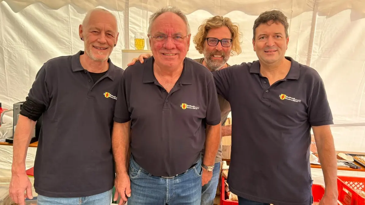 Nochmal 49 Jahre älter als der Rossmärt: Die Stadtmusik Kandern sorgte für das leibliche Wohl.