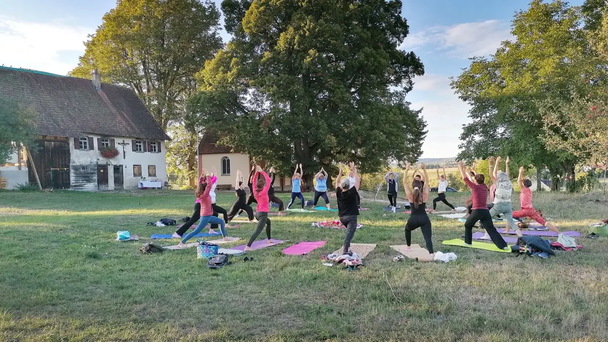 Yoga auf Maria Hochheim.