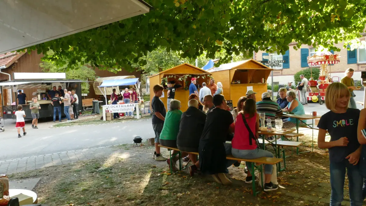 Die BruderhausDiakonie in Fluorn lud am Samstag zur zweiten „HofKultu(h)r“ ein.