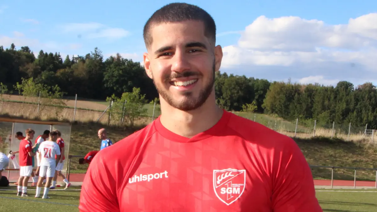 Renato Viera Silva brachte die SG Deißlingen/Lauffen gegen die TSG Tübingen mit 1:0 in Führung. Am Ende hieß es aber 1:1.