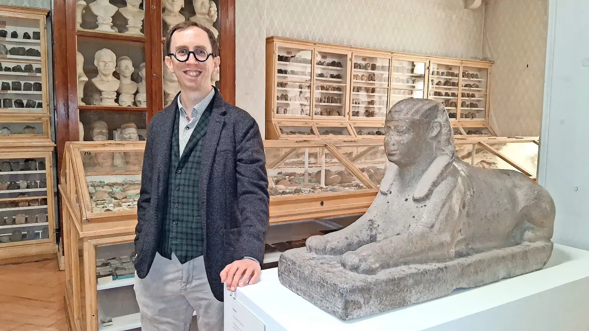 Der Kunsthistoriker Peter Grassmann vom Villinger Franziskanermuseum forscht zur Geschichte der ägyptische Sphinx aus der Zeit Nektanebos’ I., also aus dem vierten Jahrhundert vor Christus.