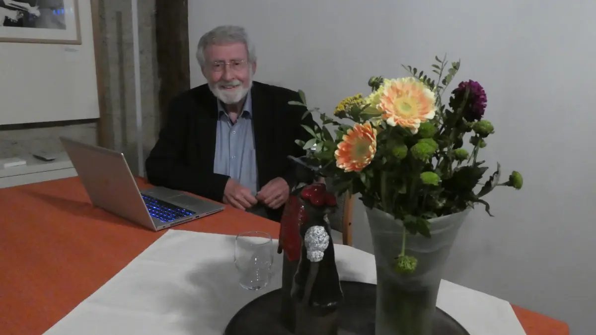 Werner Mezger kommt gerne nach Riedböhringen in das Kardinal-Bea-Museum.