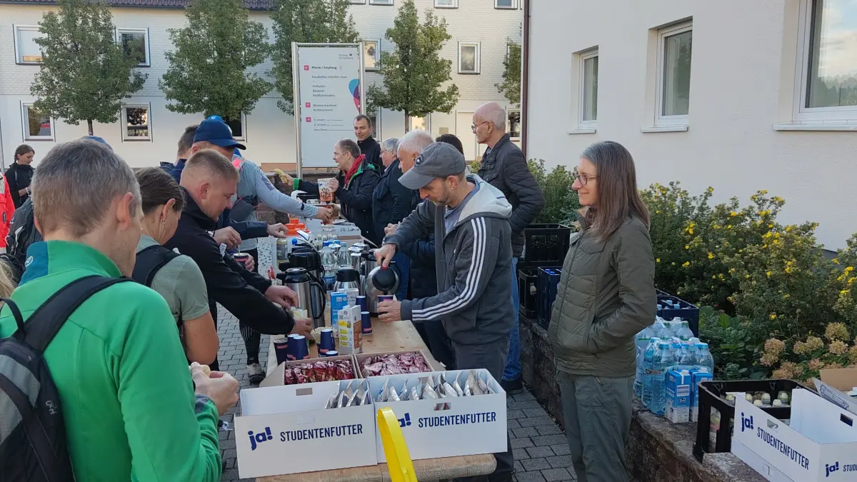 Gelungene Premiere für den Eschach-Wandermarathon.