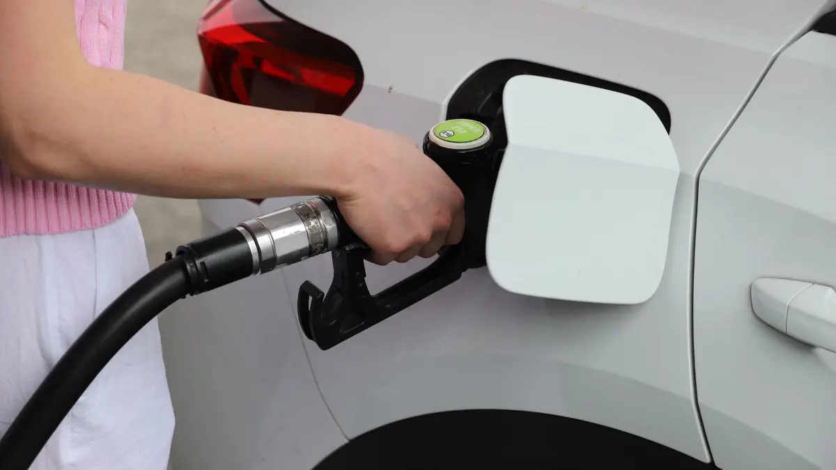An der Tankstelle