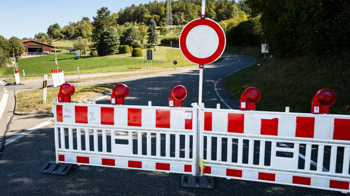 Der Abzweig von Stammheim in Richtung Gechingen ist gesperrt. Die Kreisstraße wird saniert.