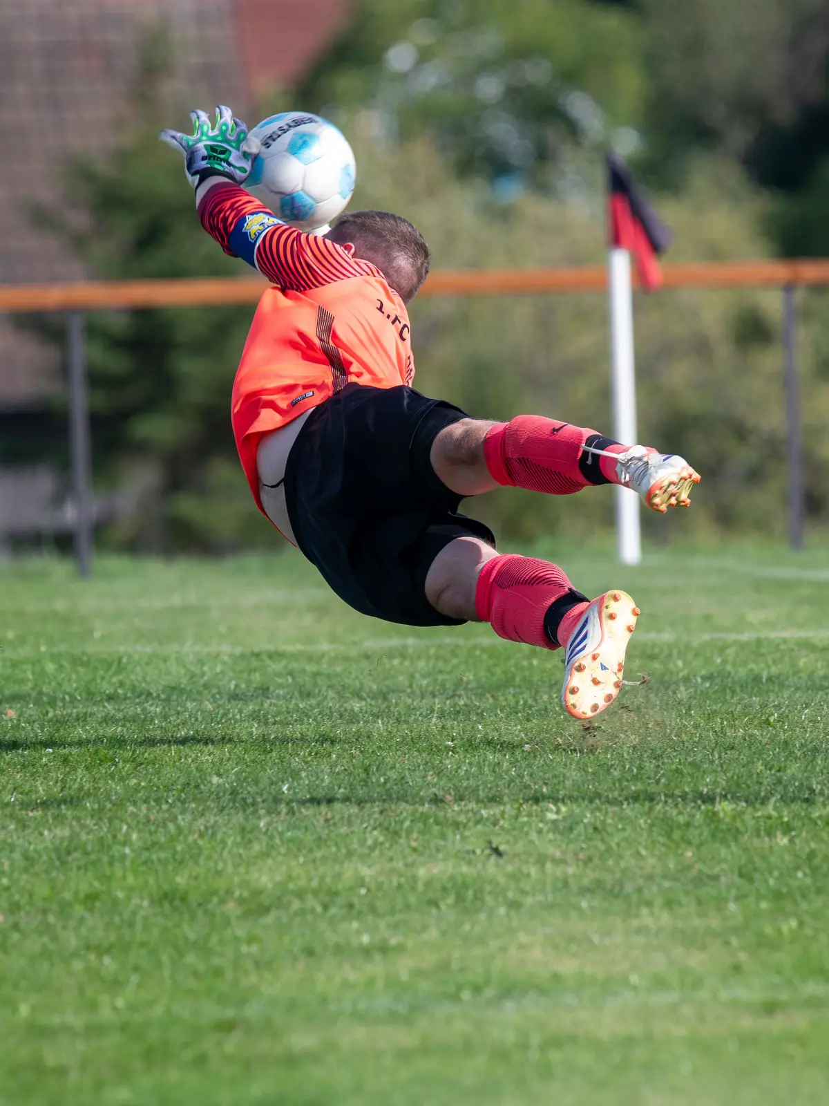 Der Altburger Keeper Lars Großmann will seinen Kasten gegen den SV Eutingen sauber halten.