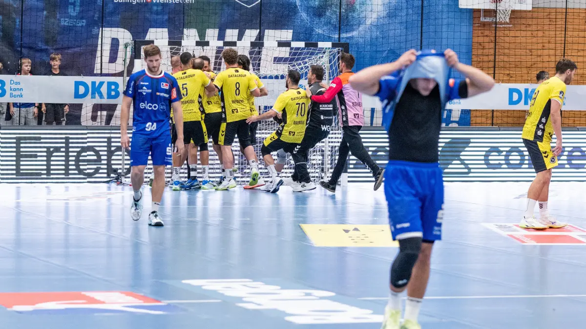HBW Balingen Weilstetten vs. TVB Stuttgart, GER, Opel 1. Handball Bundesliga, Meisterschaft, Spieltag 5, Saison 2026 2027, 18.09.2026,: niedergeschlagene Balinger und feiernde Stuttgarter,
HBW Balingen Weilstetten vs. TVB Stuttgart, GER, Opel 1. Handball Bundesliga, Meisterschaft, Spieltag 5, Saison 2026 2027, 18.09.2026,
Eibner-Pressefoto/Andreas Ulmer