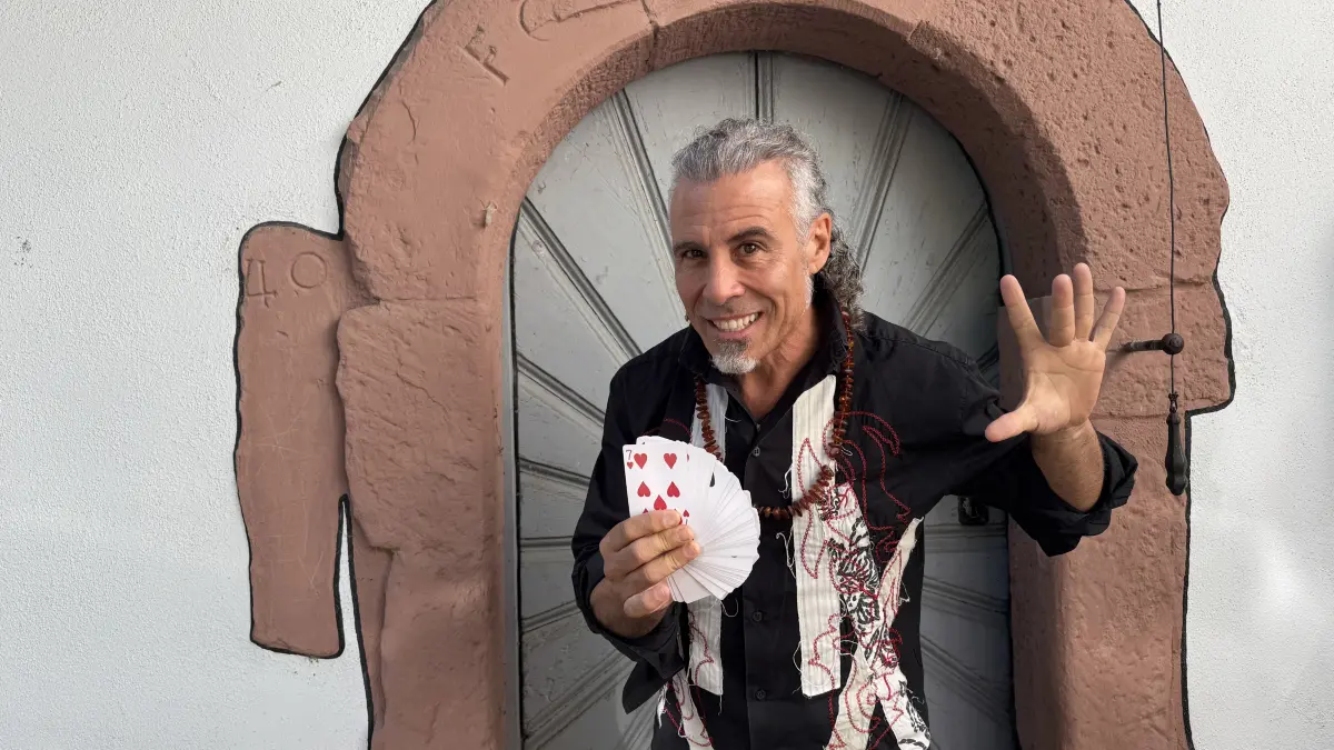 Die Ötlinger dürfen gespannt sein auf Alessio Paolettis Programm "Duende", das in Ötlingen zu sehen sein wird.
