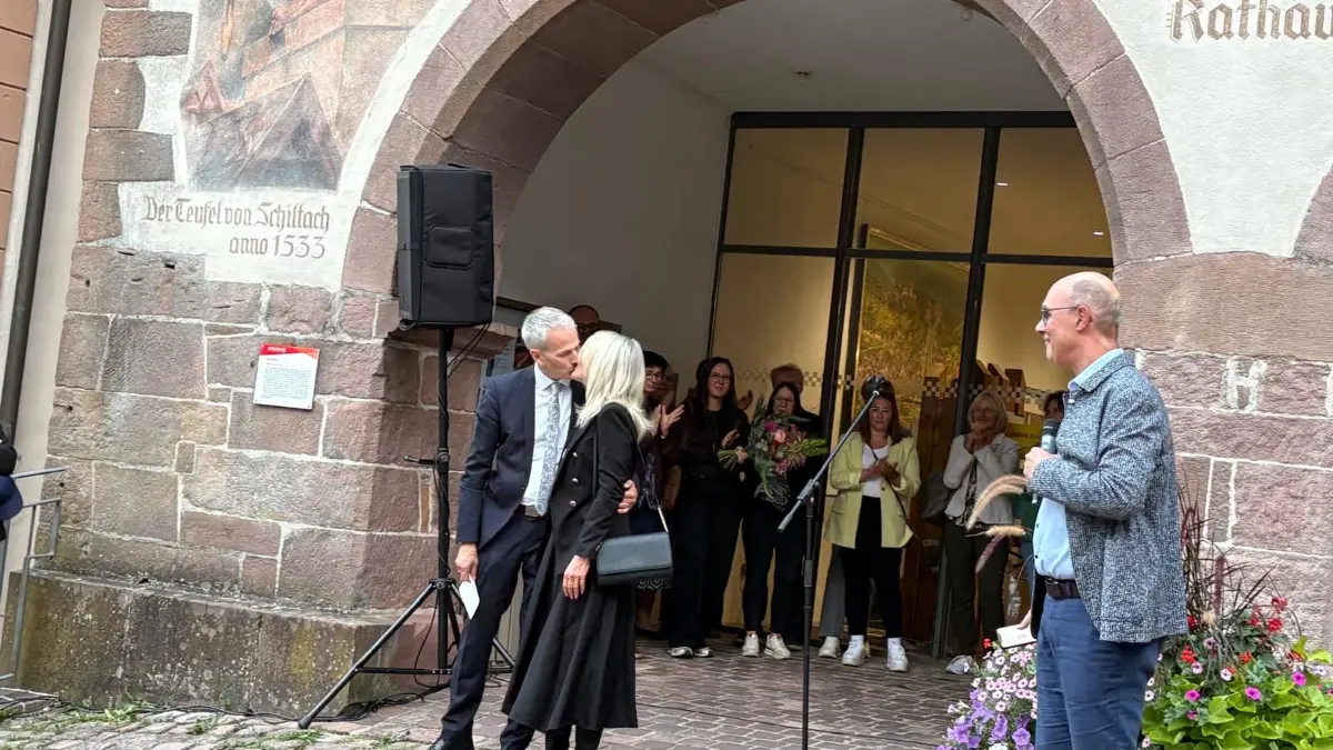 Thomas Haas und seine Frau Susann freuen sich über den Wahlsieg.