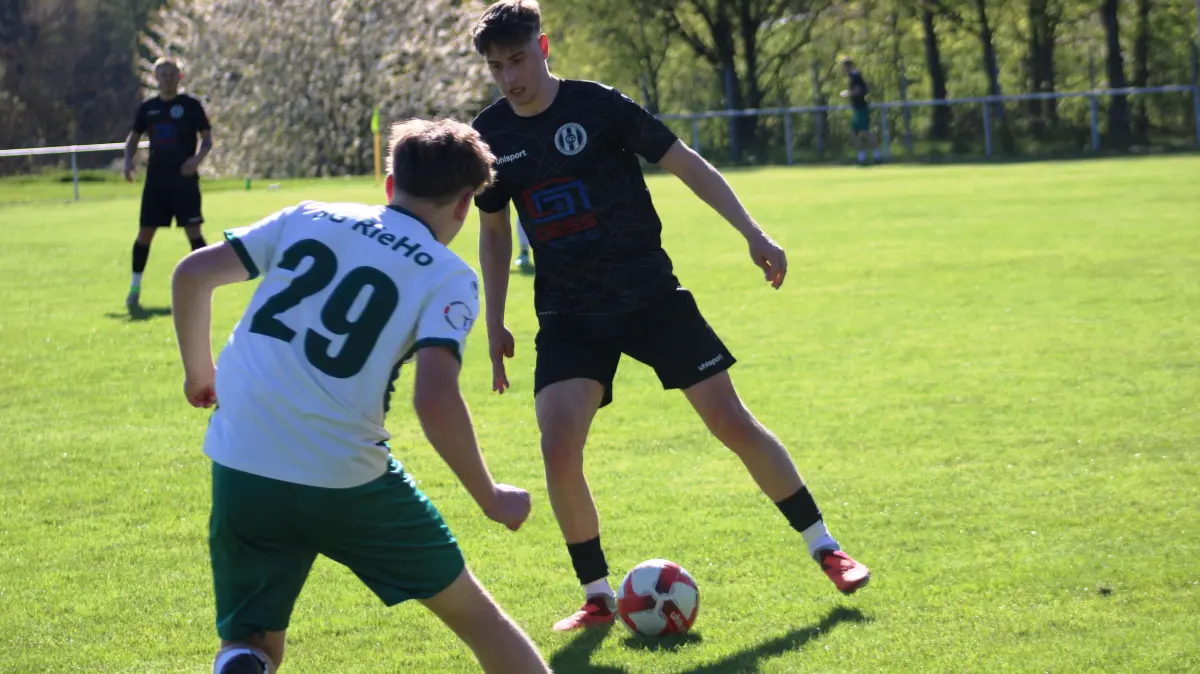 Dank Max Scheyers (29) Tor erkämpfte sich die SG Riedöschingen/Hondingen im sechsten Spiel den fünften Sieg.