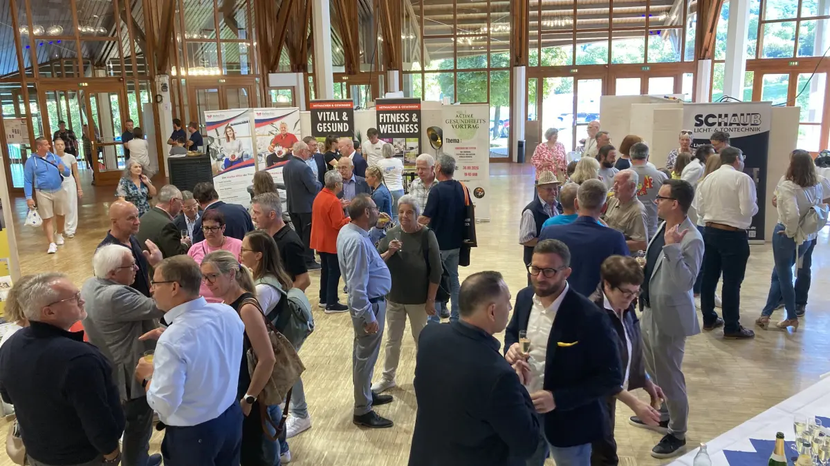 Das Interesse an der Friesenheimer Gewerbeschau war groß, viele Bürger erkundigten sich nach den Unternehmen in der Gemeinde.