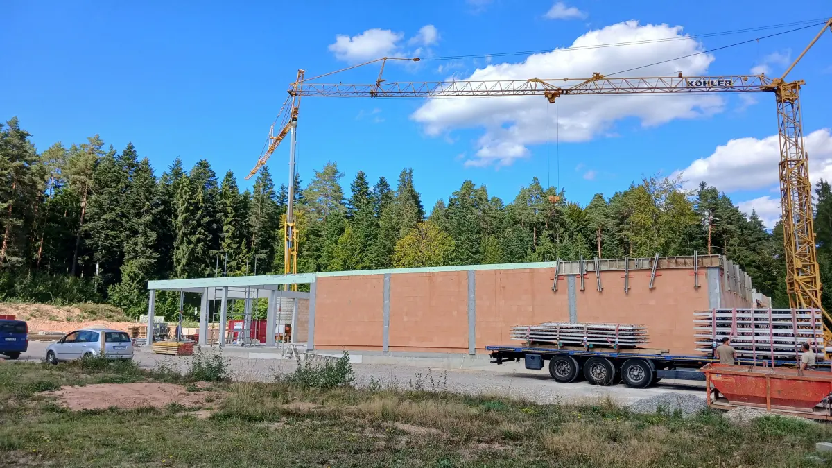 Die Arbeiten am Netto-Neubau in Neuweiler sind in vollem Gange.