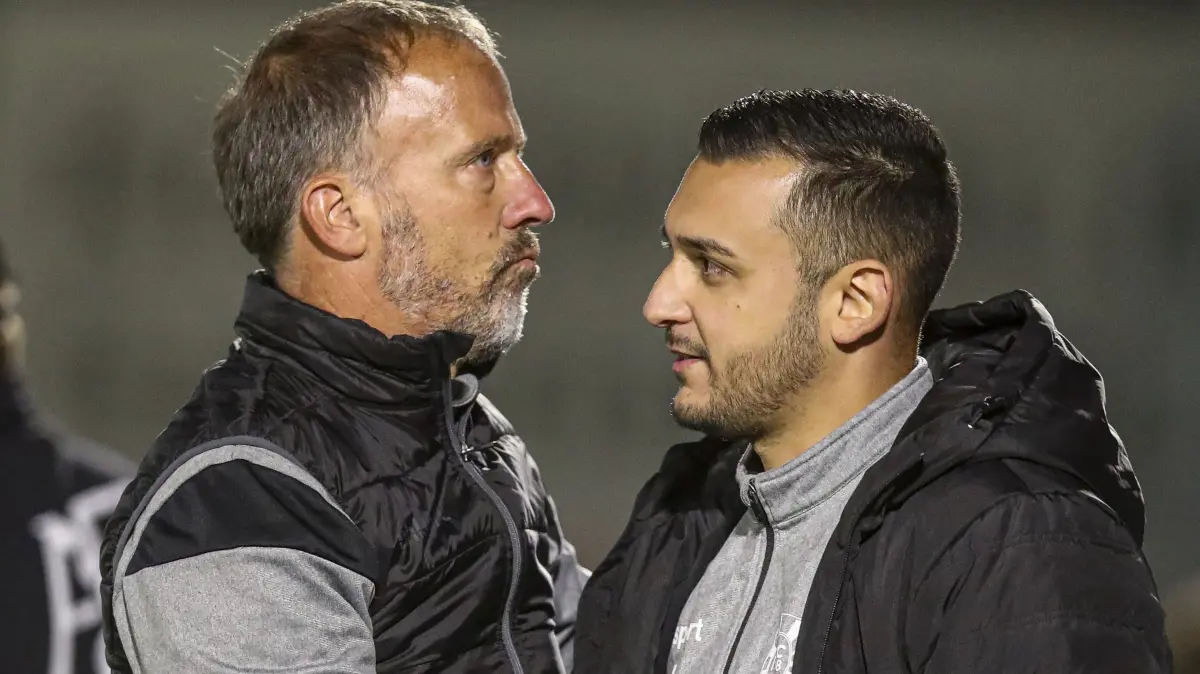 Haben noch viel gemeinsam mit dem FC 08 vor: Sportchef Marcel Yahyaijan (rechts) und Coach Matthias Uhing.