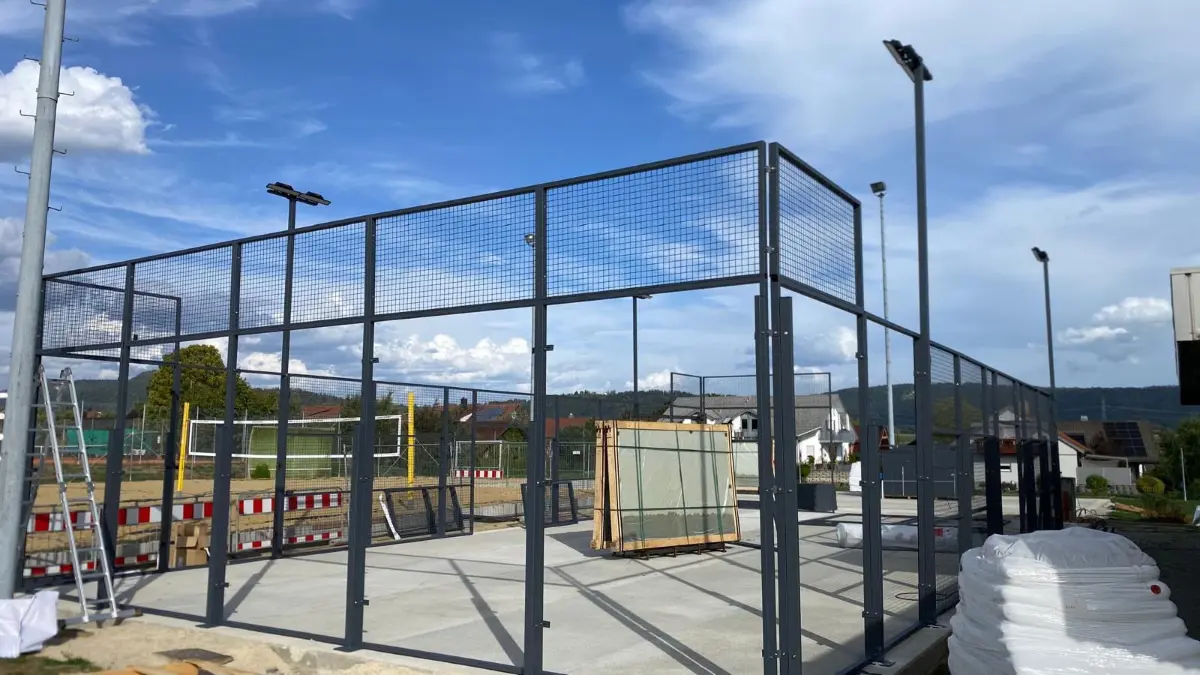 Neue Padel-Courts beim TC Frittlingen erfolgreich eröffnet.