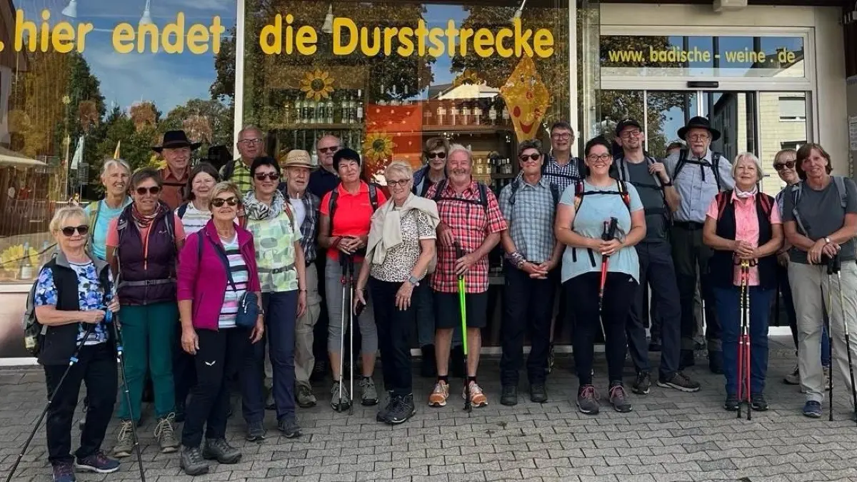 Für die Wanderfreunde aus Epfendorf endet die Durststrecke bei den badischen Weinen.
