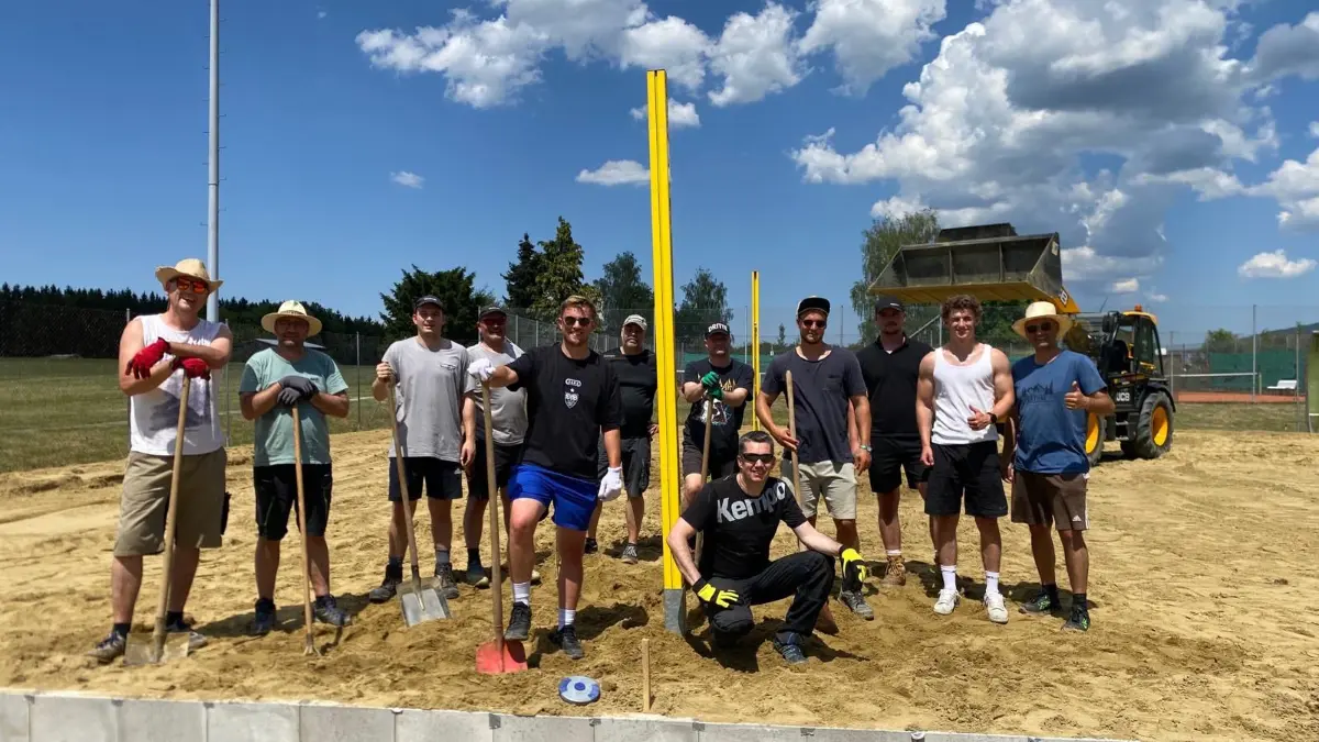 Neue Padel-Courts beim TC Frittlingen erfolgreich eröffnet.