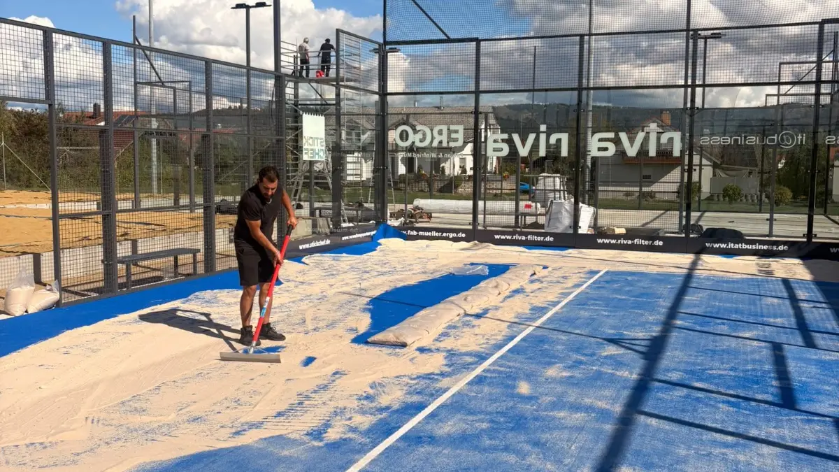 Neue Padel-Courts beim TC Frittlingen erfolgreich eröffnet.