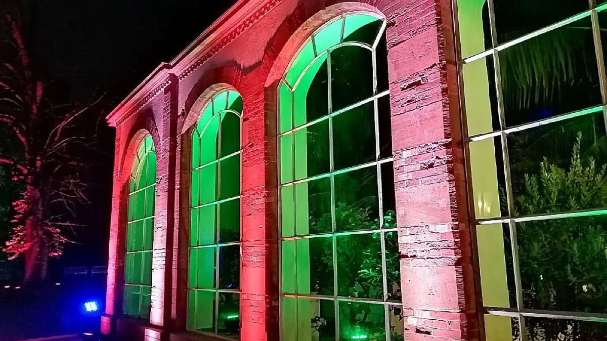 Die Orangerie – hier beim Parkleuchten – ist eine gefragte Veranstaltungslocation.