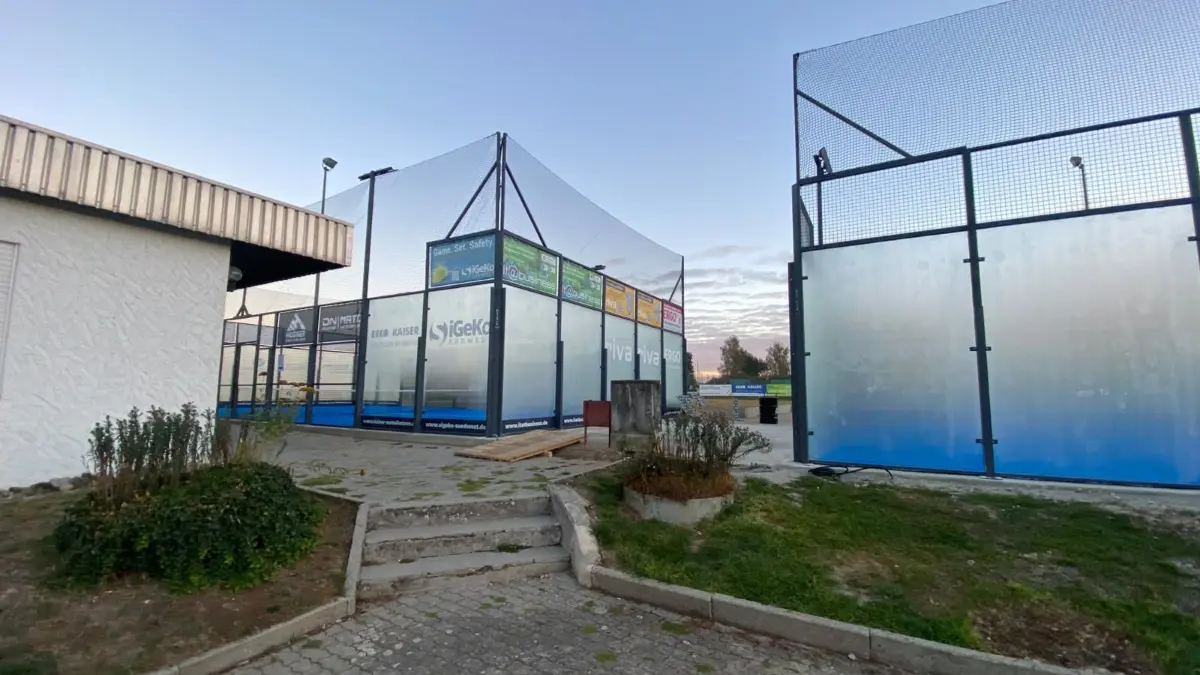 Neue Padel-Courts beim TC Frittlingen erfolgreich eröffnet.
