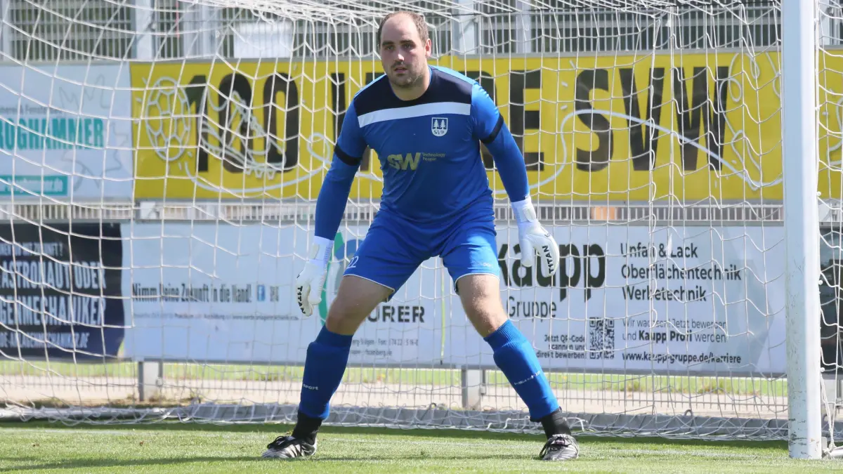 Gleich fünf Mal hinter sich greifen musste Waldmössingens Keeper Jannik Aichele im Aufsteigerduell gegen die SG Obernheim/Nusplingen. Dennoch reichte es noch zu einem Punkt.