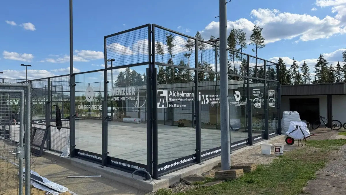 Neue Padel-Courts beim TC Frittlingen erfolgreich eröffnet.
