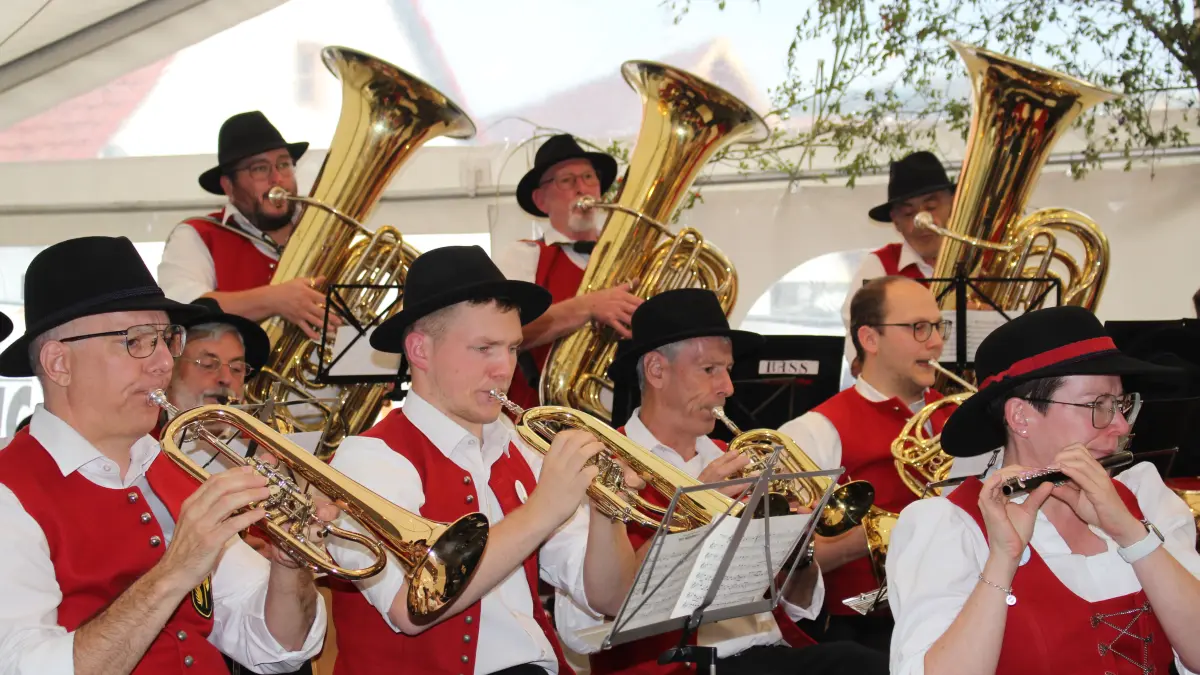Beim Backhausfest in Wittershausen beweist sich der Musikverein Lyra einmal mehr als guter Gastgeber.